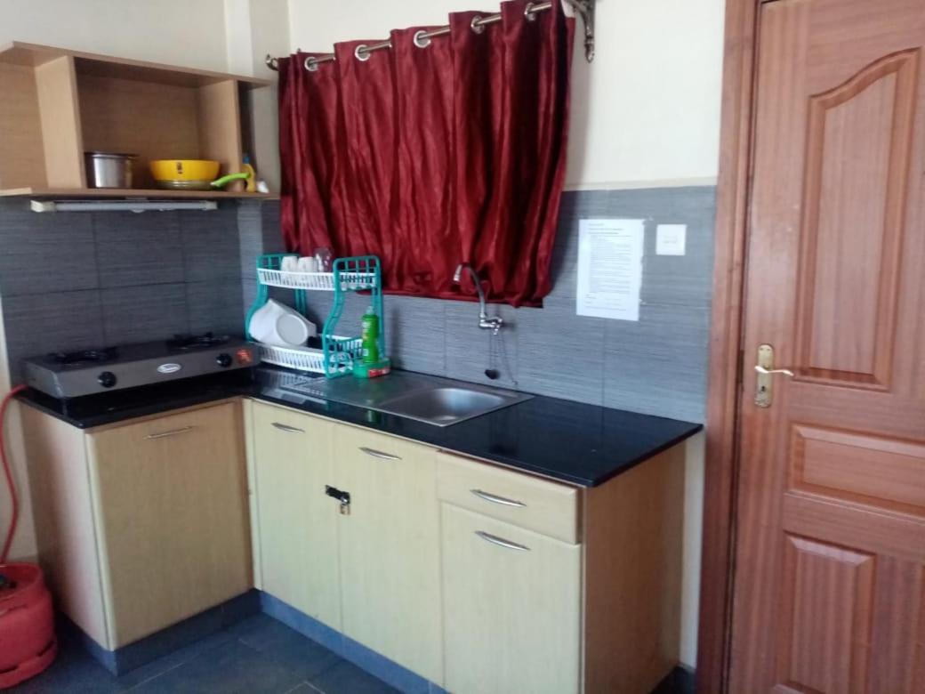 Kim Suites - Mvuli Studio Apartment Nairobi Bagian luar foto