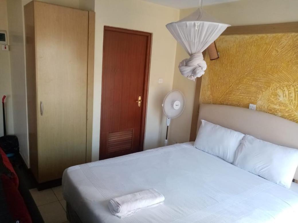 Kim Suites - Mvuli Studio Apartment Nairobi Bagian luar foto