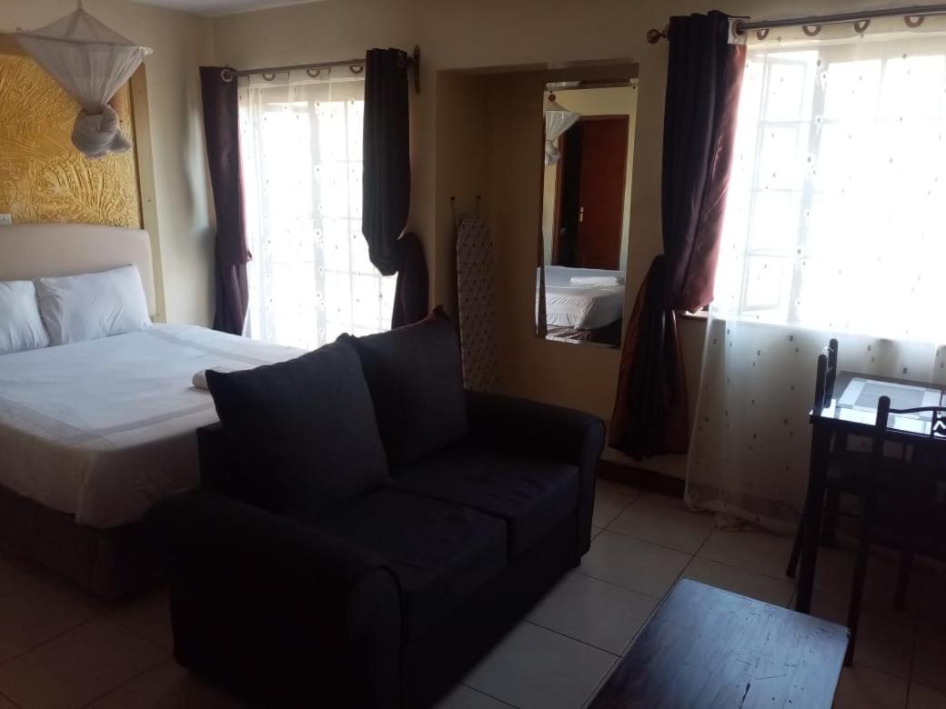 Kim Suites - Mvuli Studio Apartment Nairobi Bagian luar foto